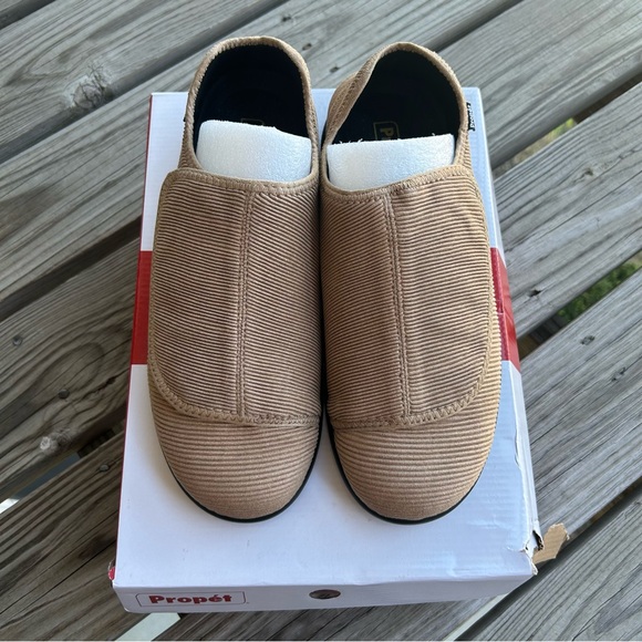 NWT Propet slippers main image 5